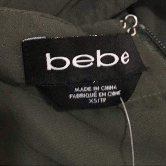 Bebe Deep V-neck Cold shoulder Top Size XS - Picture 12 of 13